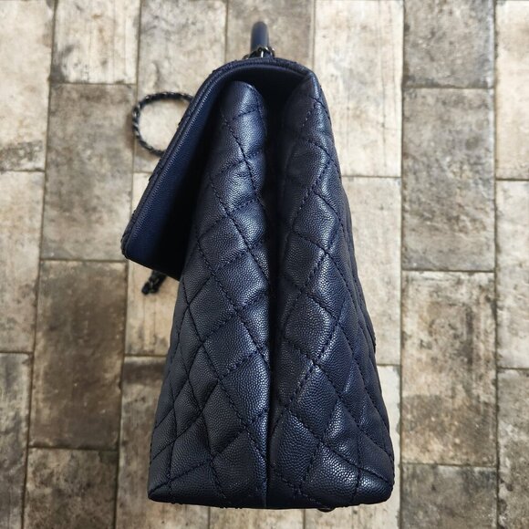 Chanel Caviar Quilted Navy Blue Flap-bag, Authentic - Picture 4 of 16
